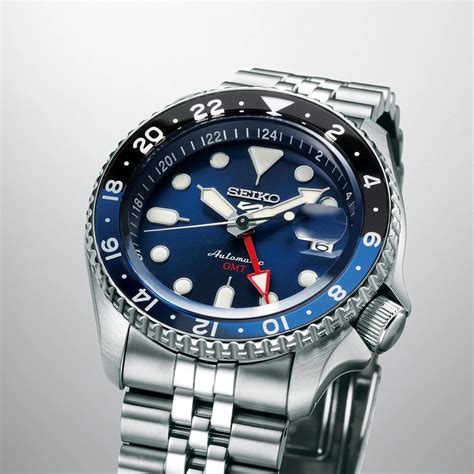 seiko gmt blueberry.